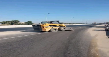 إزالة تعديات بمدينة الزينية ورئيس المدينة يتابع أعمال رصف الطرق والنظافة الأقصر علاء النواصري قامت الوحدة المحلية لمركز ومدينة الزينية برئاسة أحمد