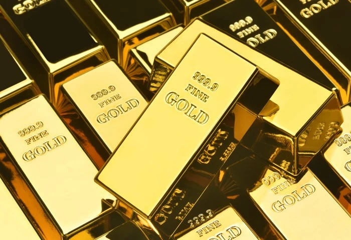 عاجل، صدمة جديدة بشأن أسعار الذهب عيار 14-18-21-24 اليوم الخميس في السوق المصري للصاغة شهدت أسعار الذهب في مصر انخفاضا طفيفا اليوم الخميس 19 ديسمبر 2024، في سوق المجوهرات خلال منتص