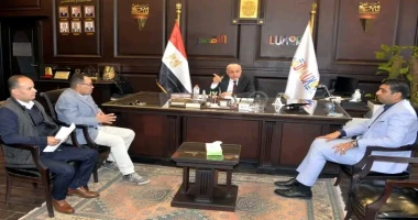 محافظ الأقصر يبحث خطط تطوير المناطق الأثرية بالمحافظة الاقصر علاء النواصري بحث المهندس عبد المطلب عماره محافظ الأقصر، مع الدكتور عبد الغفار وجدي مدير