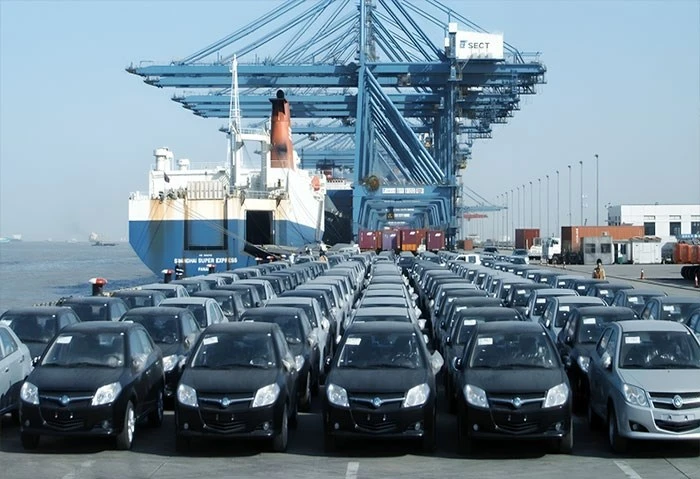 بعد تعديلها، وضع الضوابط النهائية لخروج سيارات المعاقين من الموانئ سيارات المعاقين، لا صوت يعلو الآن داخل أروقة مصلحة الجمارك فوق ملف سيارات ذوي الهمم الذي أقترب من إغلاق الستار عل