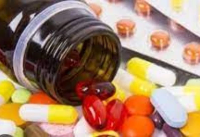 يسبب مخاطر صحية، الدواء تسحب مسكن معروف من الأسواق أعلنت هيئة الدواء المصرية ،سحب علاج مستحضر من جميع الأسواق المصرية، وقالت هيئة الدواء في منشورها الصادر برقم 54 خلال موقعها الإلك