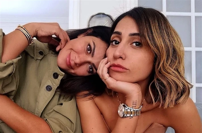 بالفيديو .. صبا مبارك ودينا الشربيني تشعلان مواقع التواصل افاق عربية - انتشر خلال الساعات الماضية فيديو طريف للفنانتين دينا الشربيني وصبا مبارك