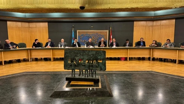 سفير الكويت : يدين تمدد الجيش الإسرائيلي فى أراضى سوريا أدان سفير دولة الكويت بالقاهرة السفير غانم صقر الغانم ، الممارسات الوحشية التى يمارسها الكيان الصهيوني، واستمرار ملء السجون 