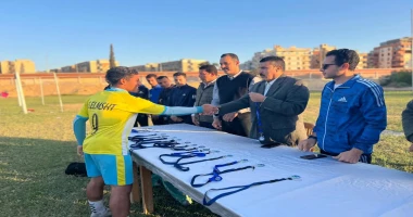 كتبت أمل عبد الرحيم اختتمت كلية علوم الرياضة بجامعة قناة السويس فعاليات دوري النشاط الداخلي، الذي أقيم تحت رعاية الدكتور ناصر سعيد مندور، رئيس