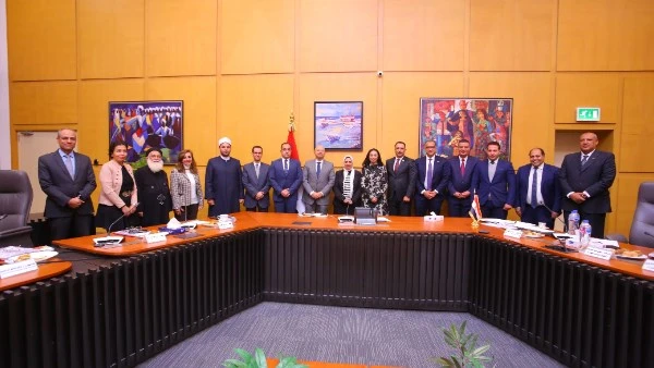 وزيرة التضامن تترأس اجتماع صندوق نظام الأسرة عقب إعادة تشكيله ترأست الدكتورة مايا مرسي وزيرة التضامن الاجتماعي ورئيس مجلس إدارة بنك ناصر الاجتماعي اجتماع مجلس إدارة صندوق نظام تأمي