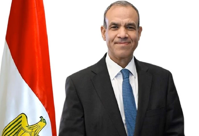 وفاة شقيق وزير الخارجية وتشييع جثمانه في أسيوط توفي شقيق وزير الخارجية، الدكتور بدر عبد العاطي، صباح اليوم الثلاثاء 31 ديسمبر 2024.ومن المقرر أن يتم تشييع الجثمان في مسقط رأسه بمدي