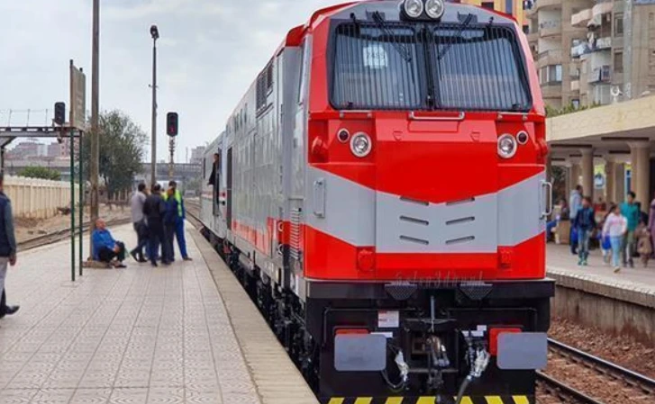 من قبلي ل بحري.. مواعيد القطارات اليوم الخميس 12 ديسمبر 2024مواعيد القطارات اليوم.. يبحث الكثير من الطلبة والمواطنين عن مواعيد قطارات الوجه البحري والوجه القبلي، اليوم الخميس 12 دي