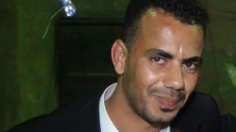 نطق الشهادة 7 مرات.. مدرس يودع الحياة على أسفلت التجمع ودع الشاب محمود محمد بطريقة مأساوية بمنطقة التجمع الخامس، خلال رحلة عودته لمنزله بعد يوم شاق