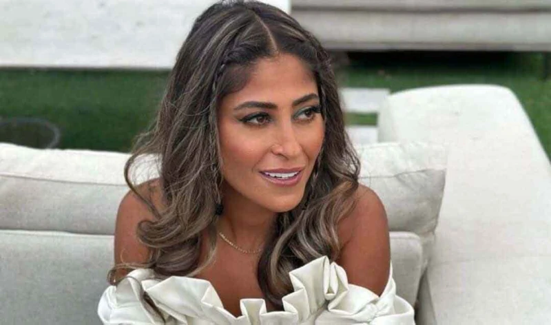 شجون الهاجري تبدأ تصوير مسلسلها الدرامي وحوش بدأت شجون الهاجري تصوير مشاهد مسلسلها الدرامي الجديد وحوش الذي ينقل صورة حقيقية من أرض الواقع للجمهور