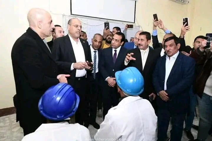 وزيرا التعليم والعمل ونائب محافظ قنا يتفقدون مركز قفط للتدريب المهني لدعم ربط التعليم بسوق العمل متابعة شحاتة أبو رضوان في إطار بدء تنفيذ بروتوكول التعاون الموقع بين وزارتي التربية