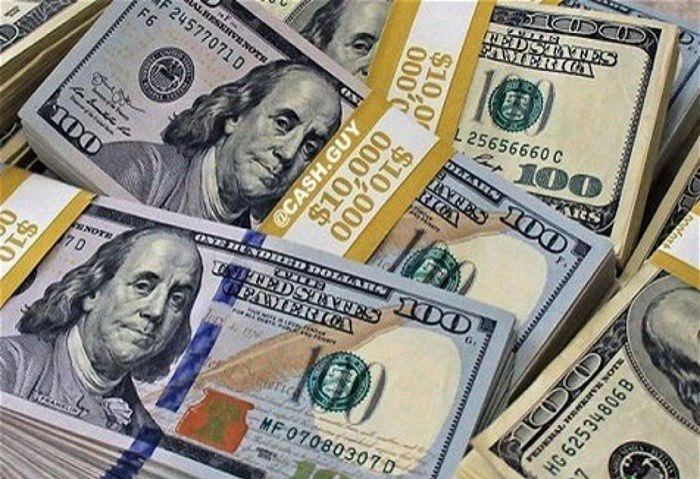 خلال 24 ساعة، ضبط 8 ملايين جنيه حصيلة الإتجار بعملة خارج السوق المصرفي تمكن رجال الأمن في وزارة الداخلية بالتنسيق والمشاركة مع قطاع الأمن العام