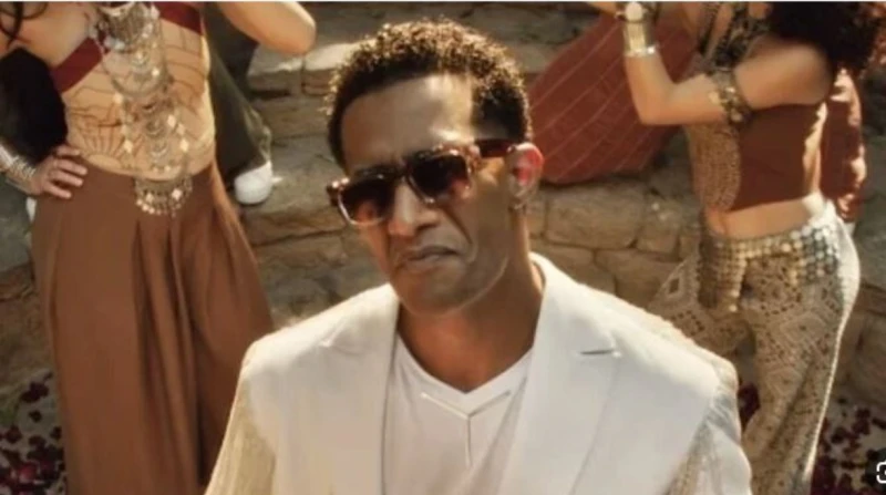 ولد هيفا وهبي يلهم محمد رمضان.. من يفك شفرة برج الثور؟ أشعل الفنان محمد رمضان فتيلا جديدا في عالم الأبراج الفلكية بأغنيته الأخيرة جوانا برج الثور، ليعيد إلى الأذهان شغف الجمهور بهذ