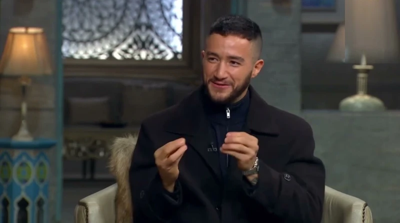 أحمد مالك: شخصيتي في 6 أيام تشبهني.. ومش مستعجل على الجواز تحدث الفنان أحمد مالك، عن أحدث أعماله الفنية، وهو فيلم 6 أيام، والذي عرض في السينمات، أمس