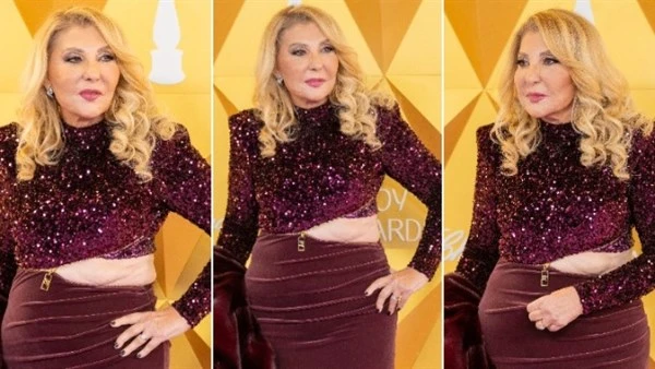 بعد أزمة فستانها الأخير.. 10 صور ل نادية الجندي تثير الجدل على السوشيال ميديا أفاق عربية تصدرت الفنانة نادية الجندى تريند مؤشر البحث عبر موقع جوجل، بعد الهجوم عليها على السوشيال مي