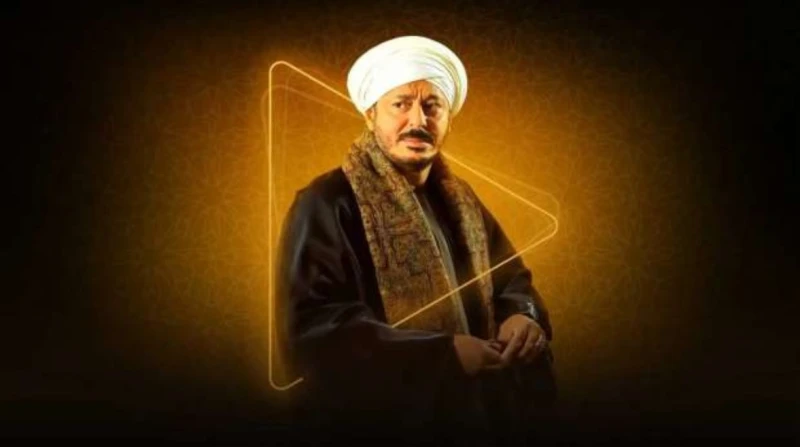 الجلباب الصعيدي يزين مسلسلات رمضان 2025 يشهد موسم رمضان 2025 تنوعا ملحوظا في المواضيع التي تطرأ على الأعمال الدرامية، حيث يبرز الفنانون بأساليب