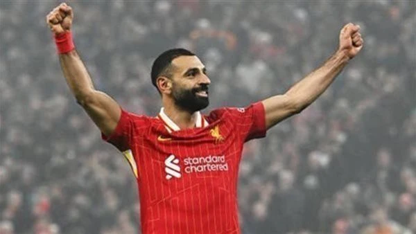 الهلال السعودي يغري محمد صلاح براتب خيالي كشفت تقارير إعلامية سعودية عن تفاصيل جديدة بشأن العرض التاريخي الذي تقدم به نادي الهلال السعودي للتعاقد مع محمد صلاح نجم منتخب مصر ونادي ل