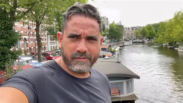 أمير كرارة : بدأت تصوير مسلسلي ظروف غامضة وأقدم الرعب لأول مرة تعاقد أمير كرارة خلال الفترة الماضية على بطولة مسلسل جديد بعنوان ظروف غامضة، وقال كرارة في تصريح خاص ل افاق عربية : ب