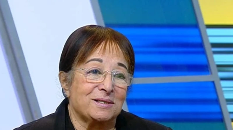 كيف ساهم جمال عبدالناصر في دخول سميرة عبدالعزيز عالم الفن؟ كشفت الفنانة القديرة سميرة عبد العزيز، عن تفاصيل لقائها مع الرئيس الراحل جمال عبد الناصر