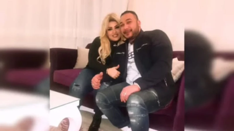 قتل زوجته ثم أنهى حياته.. جار الجاني: الجريمة حدثت بأبشع صورة (فيديو) روى بهاء عامل وجار المتهم الذي قتل زوجته ثم انتحر بمنطقة مصر الجديدة، تفاصيل الواقعة، قائلا إن الجميع في المنط