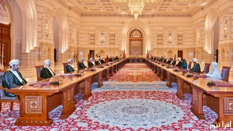 فرمان مجلس الوزراء العماني بإقرار مكرمة تنظيمية لسوق العمل الداخلي عبر تسهيلات ب 60 مليون ريال من وزارة العملفي إطار جهودها لتعزيز تنظيم سوق العمل