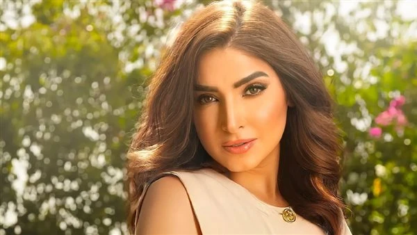 روجينا تتناول حق الكد والسعاية في مسلسل حسبة عمري رمضان 2025 بدأت روجينا مؤخرا تصوير مسلسلها الجديد حسبة عمري، والذي كان يحمل في البداية اسم حقي وحقك، ومن المقرر عرضه في موسم دراما