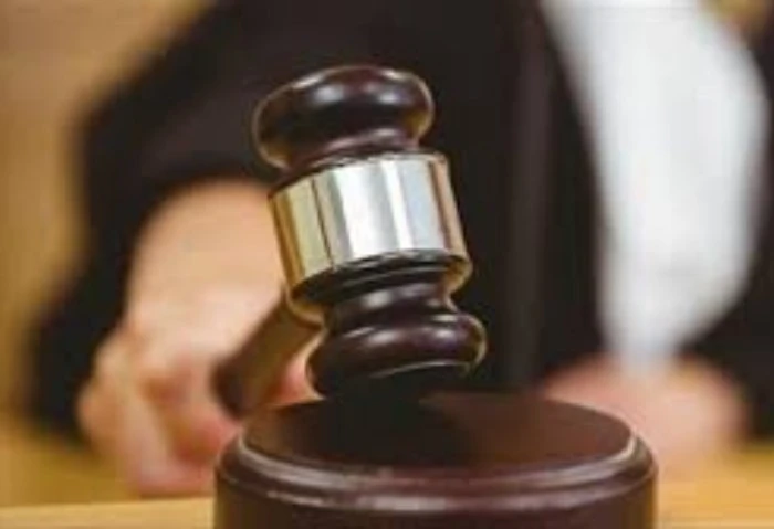 اليوم، أولى جلسات محاكمة 8 متهمين بقتل جارهم بالبدرشين تنظر محكمة جنايات الجيزة أولى جلسات محاكمة ثمانية متهمين بقتل جارهم، في منطقة البدرشين ،بسبب