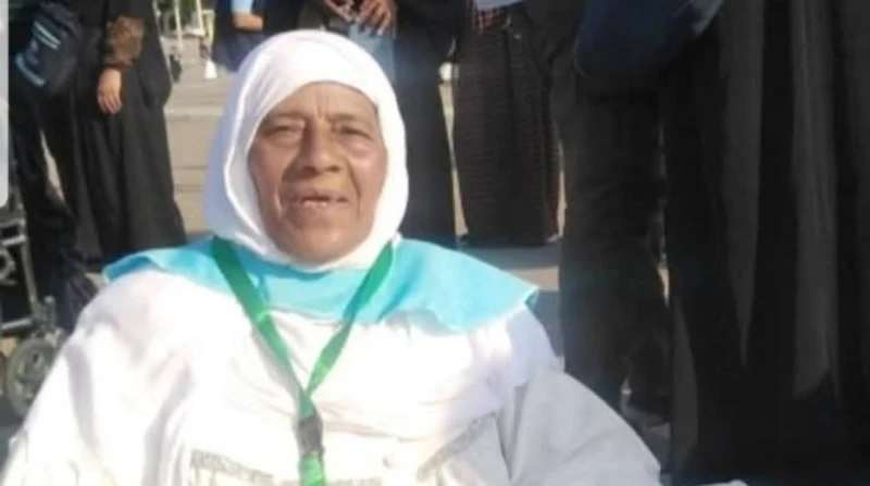 تحققت أمنيتها.. وفاة معتمرة من الأقصر بعد أداء المناسك توفيت اليوم سيدة من قرية البعيرات التابعة لمركز القرنة غرب مدينة الأقصر، بعد أدائها فريضة العمرة بالكامل بالأراضي المقدسة ودف