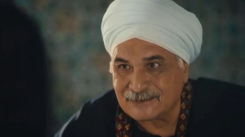 بعيد ميلاده.. ما دور والدة رياض الخولي في نجاحه بطيور الظلام؟ نجح الفنان رياض الخولي، على مدار سنوات عدة، في أن يضع بصمة واضحة في عالم الفن، سواء على مستوى السينما أو الدراما والمس