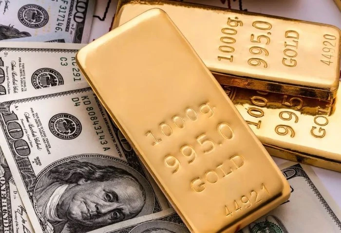 عيار 21 يقترب من 4 آلاف جنيه، ارتفاع مفاجئ ب سعر الذهب اليوم سعر الذهب اليوم، ارتفاع جديد في أسعار الذهب ببداية تعاملات اليوم الخميس 2 يناير 2024، إذ