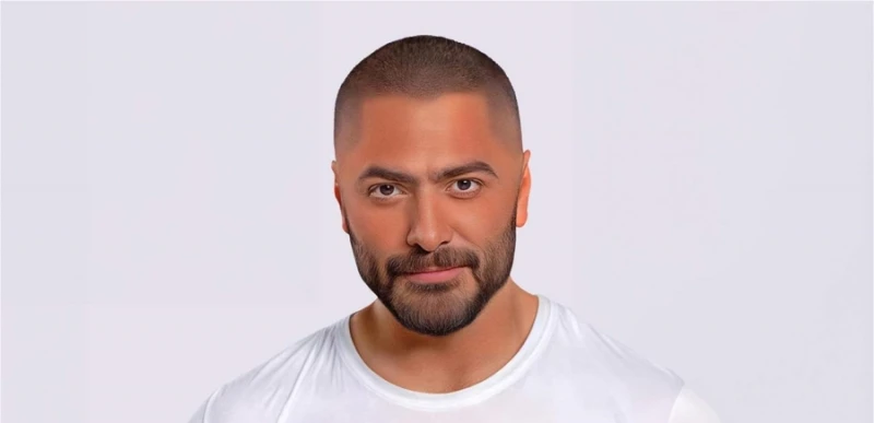 تامر حسني يطلب من جمهوره الدعاء افاق عربية - نشر الفنان تامر حسني عبر حسابه الخاص في إنستغرام مقطعا مصورا للشيخ رمضان عبدالرازق يرفع فيه دعاء ليلة الإسراء والمعراج، احتفالا من تامر