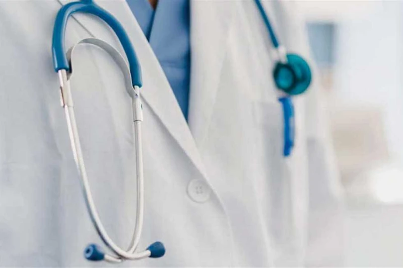 بعد موافقة صحة النواب.. حالات انتفاء المسؤولية الطبية بالقانون الجديد وافقت لجنة الشؤون الصحية بمجلس النواب، أمس الأربعاء، نهائيا على مشروع قانون