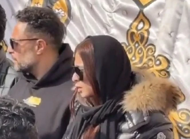 شقيق ياسمين عبد العزيز يدافع عنها ويكشف سر غيابها عن عزاء والدهماطالت الفنانة ياسمين عبدالعزيز، العديد من الانتقادات والتعليقات السلبية، لعدم حضورها