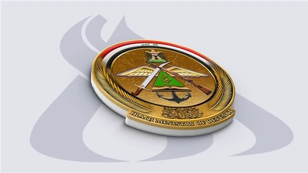 الدفاع العراقية تنفي فتح باب التطوع في صفوف الجيش نفت وزارة الدفاع العراقية، اليوم الأحد، فتح باب التطوع في صفوف الجيش العراقي.وذكر بيان للوزارة، أنه