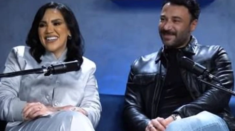 عقب تصدرها الترند.. من هي مي فاروق؟ تصدر اسم الفنانة مي فاروق ترند مواقع التواصل الاجتماعي عقب احتفالها بمناسبة زواجها من الفنان محمد العمروسي في الآونة الأخيرة وسط العديد من الأهل