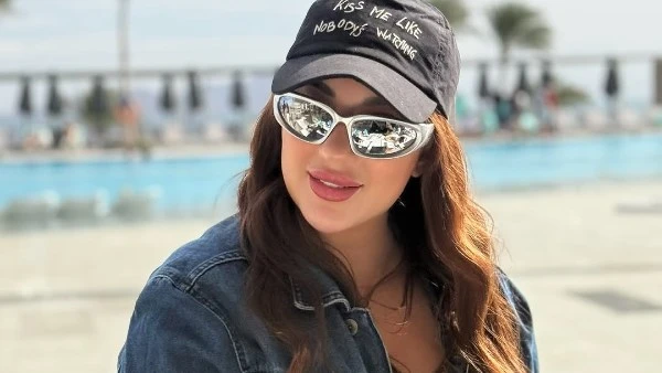 اسما شريف منير تخطف الأنظار بجمالها عبر انستجرام - أفاق عربية شاركت الفنانة اسما شريف منير، جمهورها عبر حسابها الرسمى على موقع التواصل الاجتماعي إنستجرام، أحدث ظهور لها . وظهرت اسم