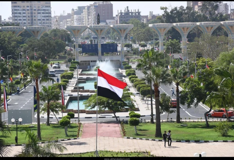 كتبت أمل عبد الرحيم تحت رعاية الدكتور ناصر سعيد مندور، رئيس جامعة قناة السويس، أعلن مركز تنمية الموارد البشرية عن إطلاق برنامج إعداد المدربين المعتمدين ()، الذي يهدف إلى تأهيل المش