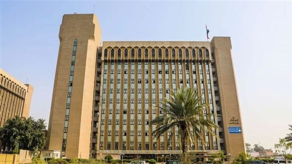 العراق.. التعليم تكرم الجامعات الفائزة بالمراكز الأولى للموسم 2023- 2024 أعلنت وزارة التعليم العالي والبحث العلمي في العراق، اليوم الأربعاء، عن تكريم الجامعات الفائزة بالمراكز الأو
