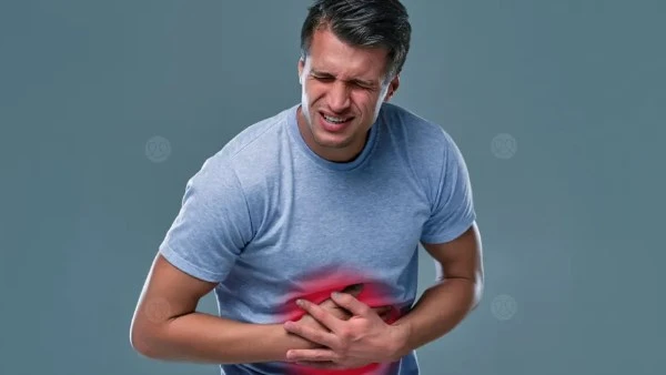 كيف تتخلص من حصوات الكلى وتجنب مضاعفاتها.. دليل شامل للعناية بصحتك أفاق عربية حصوات الكلى من المشكلات الصحية الشائعة التي تسبب ألما شديدا واضطرابا في حياتك اليومية. وهناك خطوات يمك