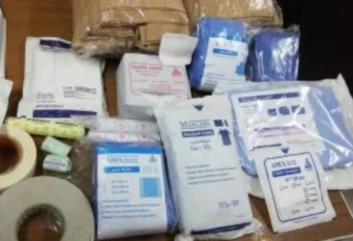 عايز فلوس، كواليس سقوط طالب يدير محل مستلزمات طبية غير مرخصة نجحت الأجهزة الأمنية بمديرية أمن القاهرة، في ضبط طالب مقيم في نطاق قسم شرطة عابدين، لقيامه بإدارة محل لبيع المستلزمات ا