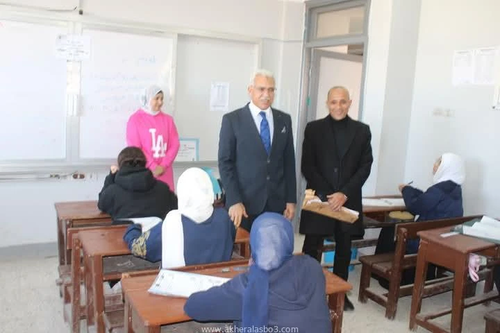 كتبت أمل عبد الرحيم بناءا على تعليمات السيد محمد عبد اللطيف وزير التربية والتعليم والتعليم الفني، وتوجيهات اللواء اركان حرب طيار اكرم محمد جلال محافظ الإسماعيلية، بمتابعة سير العمل