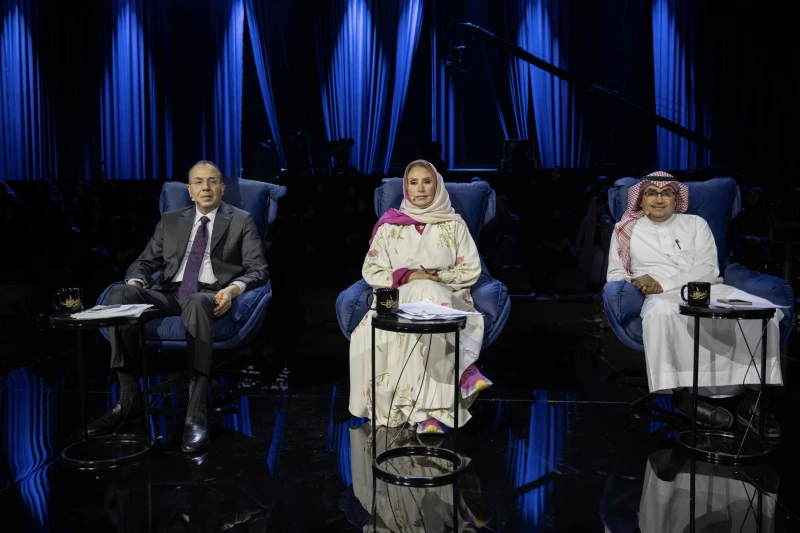 عودة برنامج المعلقة بموسمه الثاني على القناة الثقافية و 1 من أرض المعلقات وبعد نجاح الموسم الأول لمسابقة المعلقة الشعرية، وتعليق القصائد الفائزة في مركز الملك فهد الثقافي، ينطلق ال