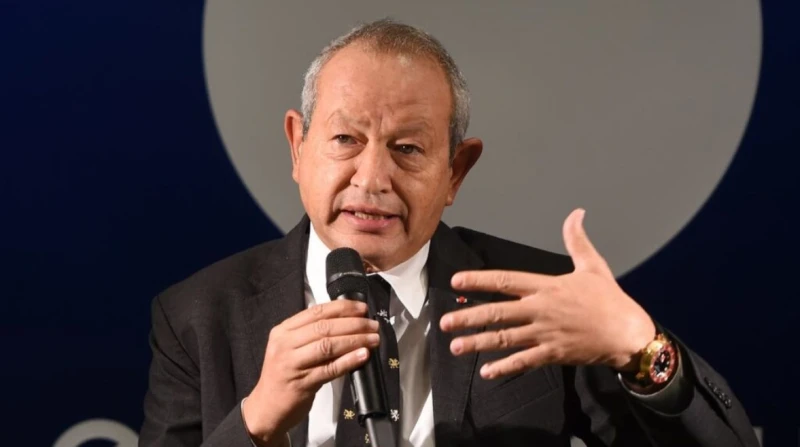 نجيب ساويرس: نص البلد واخدة عين ومفيش حاجة نتحسد عليها بدأ منذ قليل حفل توزيع جوائز ساويرس الثقافية بدورته الجديدة، والذي أقيم في مركز التحرير الثقافي في الجامعة الأمريكية بالقاهرة