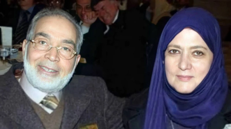 اتقي الله في شيبتك.. فيديو ل حسن يوسف يفتح النار على شمس البارودي أثارت الفنانة المعتزلة شمس البارودي، جدلا واسعا عقب نشرها فيديو قديم لزوجها الراحل الفنان حسن يوسف، خلال ظهوره في