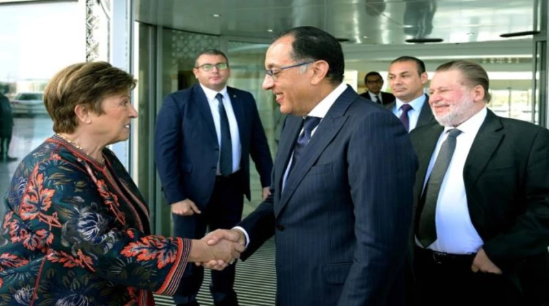 خلال أيام.. مصر تبدأ سداد أقساط 2025 لصندوق النقد تستعد مصر خلال الأسبوع الحالي، لسداد أول أقساط وفوائد قروض صندوق النقد الدولي لعام 2025، بعد أن