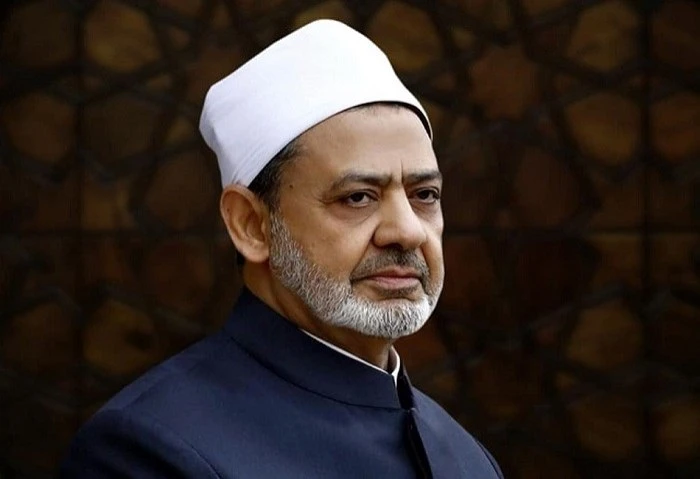 الأزهر يعرب عن تقديره للجهود المصرية القطرية لوقف العدوان على غزة حيا الأزهر الشريف صمود الشعب الفلسطيني الأبي، ووفائه لأرضه وتشبثه بتراب وطنه، ومقاومته، واستبسال الأطفال والنساء و
