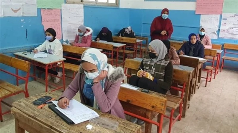 نماذج امتحانات دين للصف الثالث الإعدادي الترم الأول.. أسئلة متنوعة يبدأ طلاب الشهادة الإعدادية غدا السبت الموافق 18 يناير 2025 أولى أيام امتحانات الفصل الدراسي الأول في جميع المدير