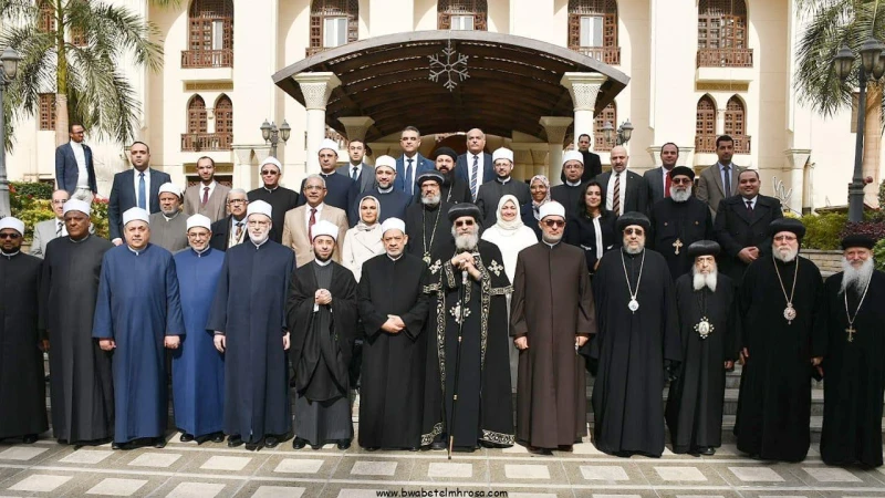 بوابة المحروسةينشرها : الأدمنقداسة البابا يستقبل شيخ الأزهر ووزير الأوقاف والمفتي ووكيل الأزهر والقيادات الأزهرية للتهنئة بعيد الميلاداستقبل قداسة