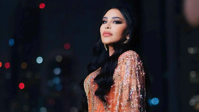 أحلام والأمير عبد الرحمن بن مساعد في العناق الأخير افاق عربية - كشفت الفنانة أحلام عن كلمات أغنية جديدة بعنوان العناق الأخير ستكون ضمن ألبومها