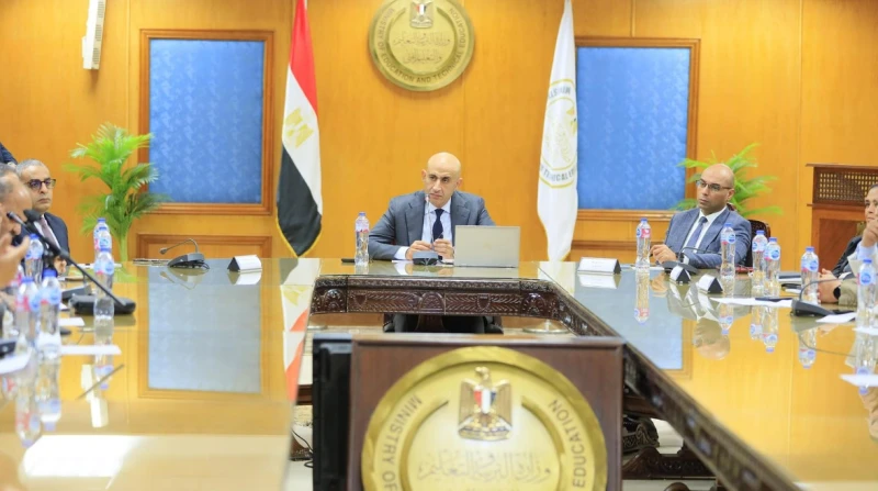 مناهج وبكالوريا.. كواليس اجتماع عبداللطيف لمناقشة قضايا التعليم أدلى وزير التربية والتعليم والتعليم الفني محمد عبد اللطيف، بمعلومات مهمة اليوم بشأن نظام البكالوريا بديل الثانوية ال