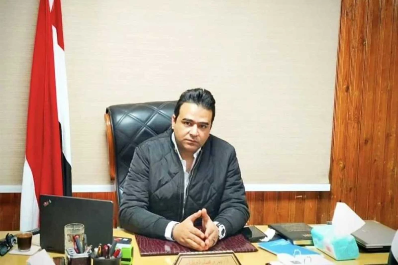 صحة سوهاج: تكليف مديرين جديدين لالحجر الصحي بالمطار أصدر الدكتور عمرو دويدار وكيل وزارة الصحة بسوهاج، الخميس، قرارين جديدين بتكليف الدكتور عثمان أحمد